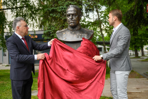 The memorial statue of Marshal Georgy Zhukov was ceremoniously unveiled